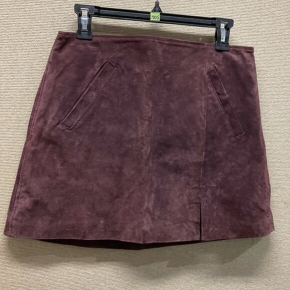 🌾 ⭐️ BLANK NYC NWOT Leather Skirt - Picture 1 of 9